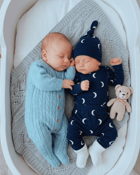 SET REGALO | Mameluco tejido + Conjunto 3 piezas celeste - Memmi